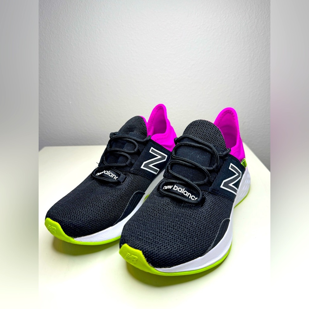 New Balance WROAVCB Running Course Women's Sneaker (Size: 6)